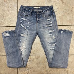 Day Trip Size 24R Lynx Skinny Factory Distress Blue Jeans